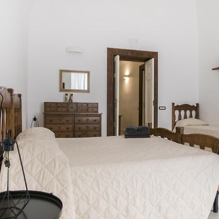 Palazzo Italia Apartments Бари Экстерьер фото