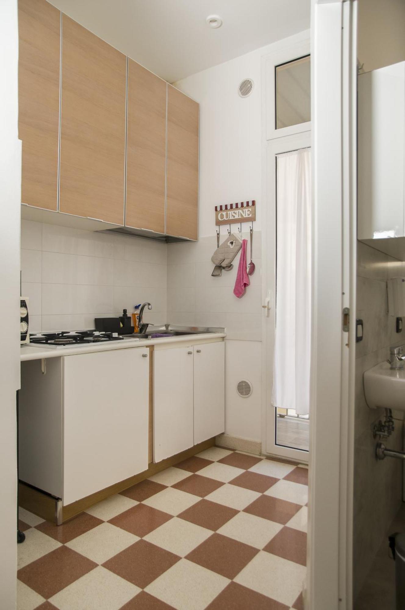 Palazzo Italia Apartments Бари Экстерьер фото