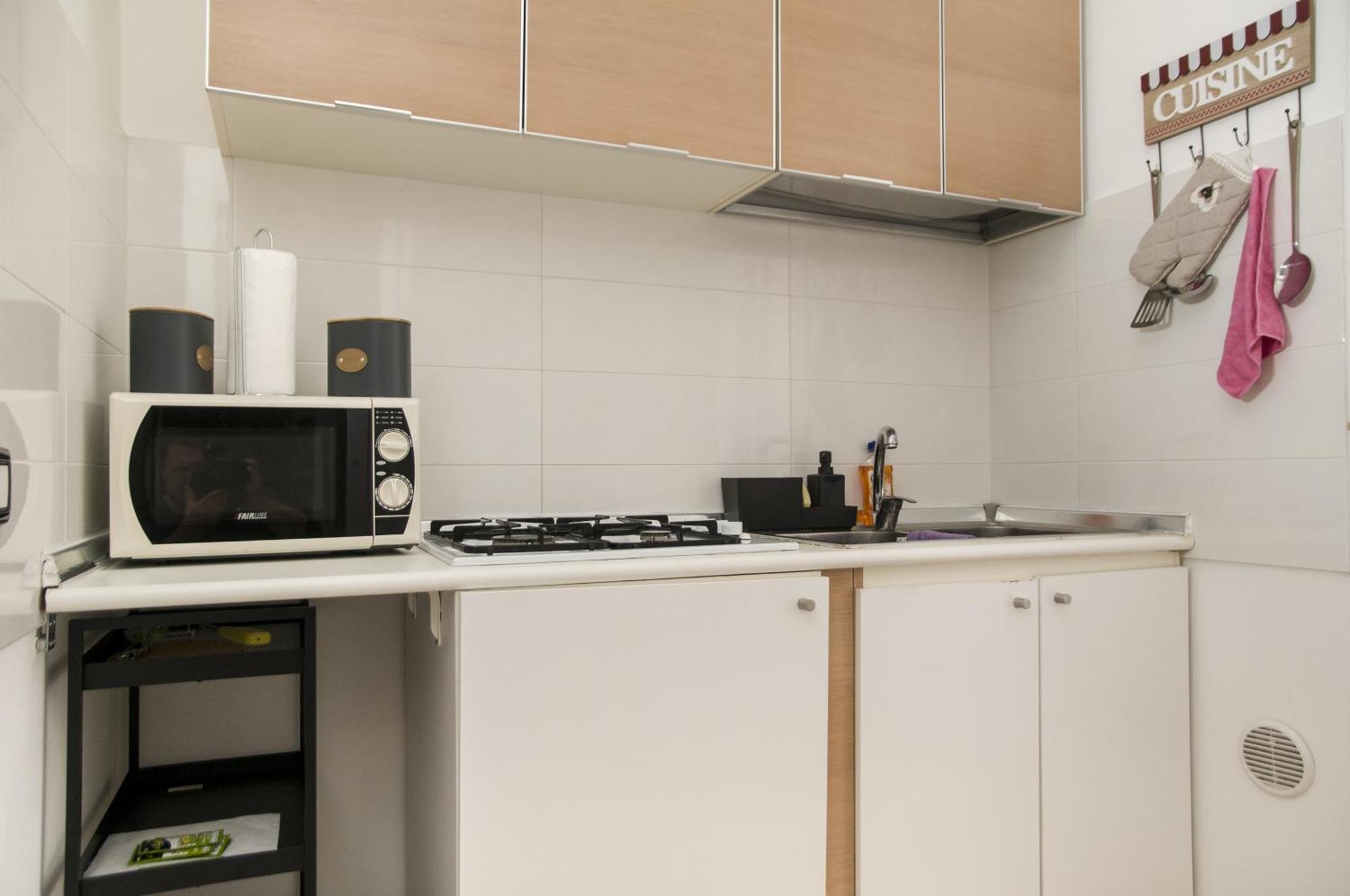 Palazzo Italia Apartments Бари Экстерьер фото