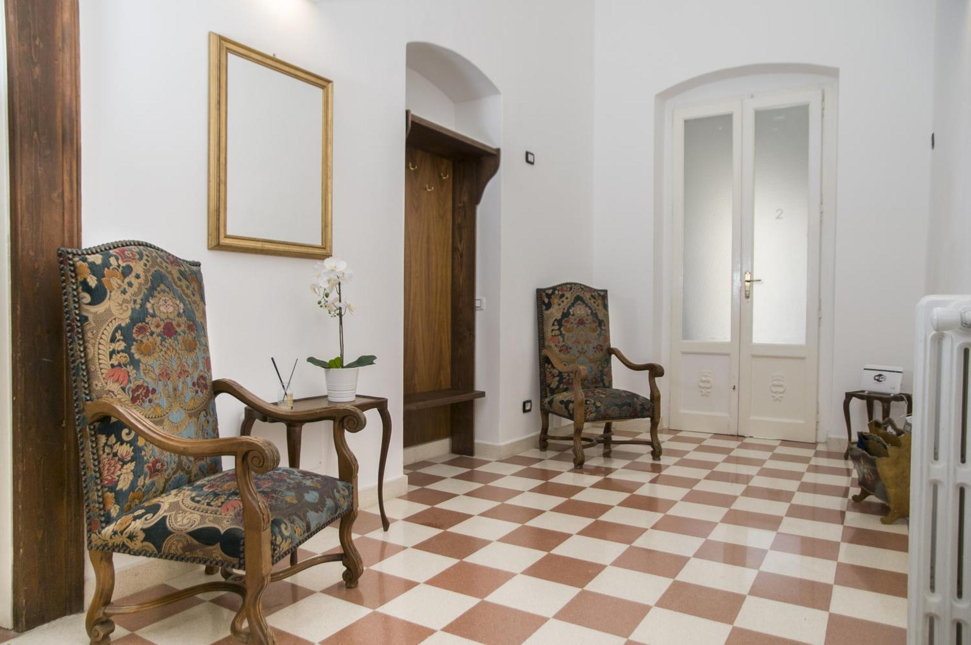 Palazzo Italia Apartments Бари Экстерьер фото